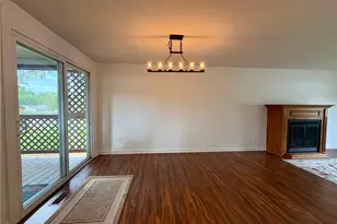 556 Catskill Dr, Pittsburgh, PA 15239 - Photo 8