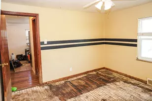 434 Mary St, Jeannette, PA 15644 - Photo 16