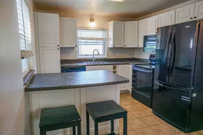 434 Mary St, Jeannette, PA 15644 - Photo 10