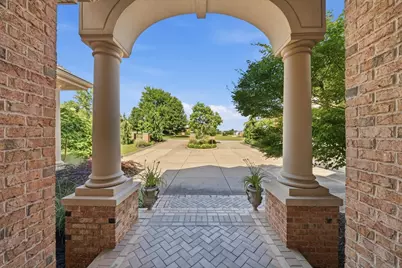 217 Fox Hollow Drive, Center Township, PA 16001 - Photo 2