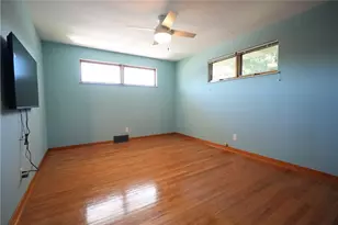 517 Brierly Ln, Homestead, PA 15120 - Photo 18