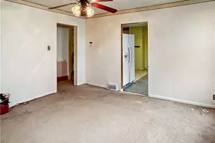 316 2nd St, Pitcairn, PA 15140 - Photo 4