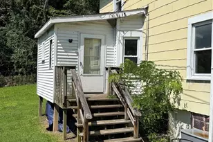 1079 Marelda Ave, Donora, PA 15033 - Photo 16