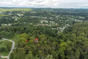 270 McKim Dr, Pittsburgh, PA 15239 - Photo 36
