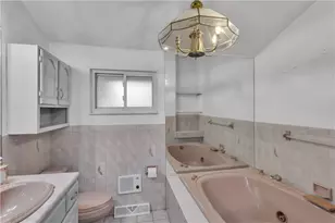 270 McKim Dr, Pittsburgh, PA 15239 - Photo 18
