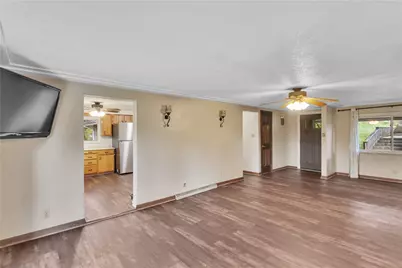 270 McKim Dr, Pittsburgh, PA 15239 - Photo 12