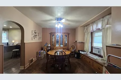 686 Stambaugh Ave, Sharon, PA 16146 - Photo 6