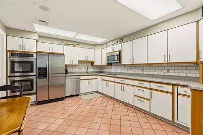 5000 Fifth Avenue #205, Pittsburgh, PA 15232 - Photo 10