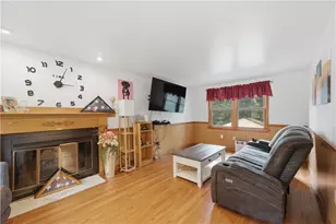 136 Marlow Dr, Pittsburgh, PA 15235 - Photo 14