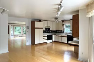 306 Newbury Dr, Monroeville, PA 15146 - Photo 10