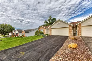 12 Medinah Ct, Hempfield Township, PA 15601 - Photo 4