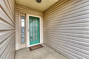 12 Medinah Ct, Hempfield Township, PA 15601 - Photo 2