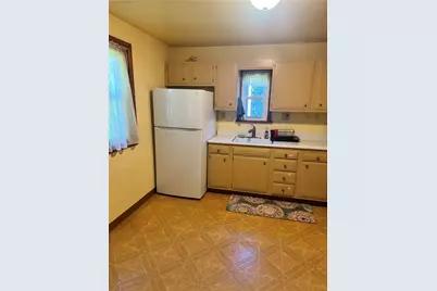 350 Roosevelt Rd, Kilbuck Twp, PA 15237 - Photo 2