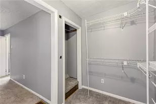 2368 Buena Vis St, Pittsburgh, PA 15218 - Photo 18