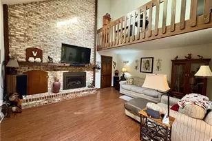 153 Wolfe Run Rd, Cranberry Township, PA 16066 - Photo 8