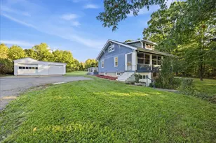 118 Todd Ln, Center Township, PA 15061 - Photo 6