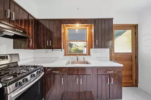 118 Todd Ln, Center Township, PA 15061 - Photo 10