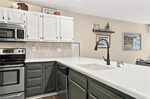1803 Eagles Ridge Ct, Hidden Valley, PA 15502 - Photo 14