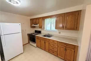 160 Yellowstone Dr, Pittsburgh, PA 15235 - Photo 8