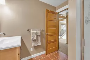 407 Pleasant Dr, Potter Township, PA 15001 - Photo 18