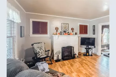 127 E Coffey St, Uniontown, PA 15401 - Photo 1