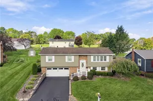 1316 Maplehurst Dr, Somerset Boro, PA 15501 - Photo 4
