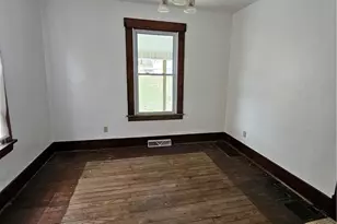 2412 26th St, White Township, PA 15010 - Photo 12