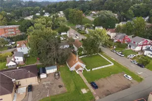 1415 Strawn Ave, New Kensington, PA 15068 - Photo 2