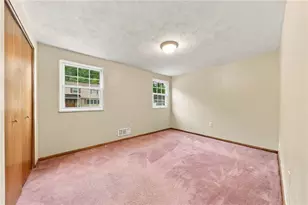 113 Larchwood Dr, Wilkins Township, PA 15145 - Photo 26