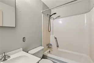 498 Maple Rd, Pittsburgh, PA 15239 - Photo 16
