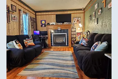 302 S Monroe St, Butler, PA 16001 - Photo 2