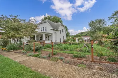 227 Van Buren St, Evans City, PA 16033 - Photo 4