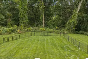170 Kermiet Dr, Monaca, PA 15066 - Photo 4