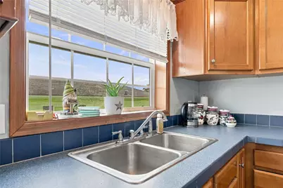 208 Knight Drive, Rostraver, PA 15012 - Photo 10