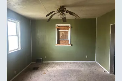 203 Wood St, Belle Vernon, PA 15012 - Photo 8