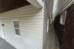 203 Wood St, Belle Vernon, PA 15012 - Photo 24