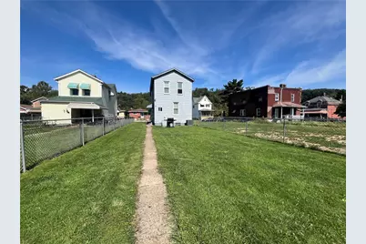 309 Pine St, McKeesport, PA 15132 - Photo 2