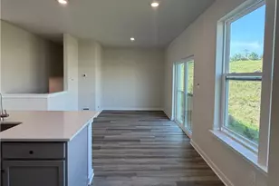 769 Olivia St, Carnegie, PA 15205 - Photo 6