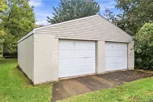 770 Stambaugh Ave, Sharon, PA 16146 - Photo 2