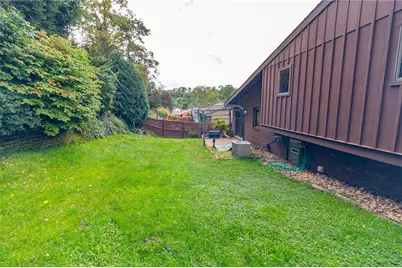 106 Larchwood Dr, Wilkins Township, PA 15145 - Photo 26