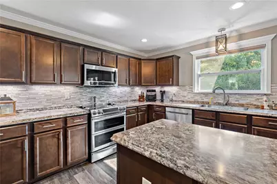 310 Everest Cir, Houston, PA 15342 - Photo 18