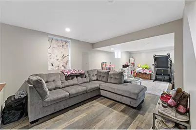 310 Everest Cir, Houston, PA 15342 - Photo 32
