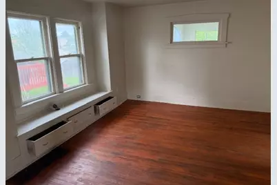 519 Wengler Ave, Sharon, PA 16146 - Photo 6