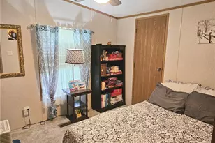 607 Amy Ln, Center Township, PA 16001 - Photo 26