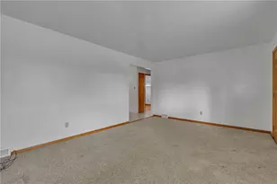1701 Maratta Rd, Hopewell Township, PA 15001 - Photo 4
