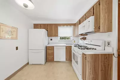 335 Roosevelt Ave, McKees Rocks, PA 15136 - Photo 8