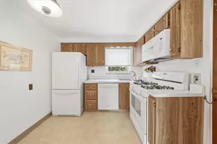 335 Roosevelt Ave, McKees Rocks, PA 15136 - Photo 8