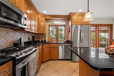 1012 Hamlin Drive, Bethel Park, PA 15102 - Photo 12