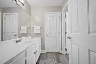 100 Iron Horse Dr, Peters Township, PA 15367 - Photo 34
