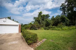 437 Virginia Ave, Harmony Township, PA 15003 - Photo 10